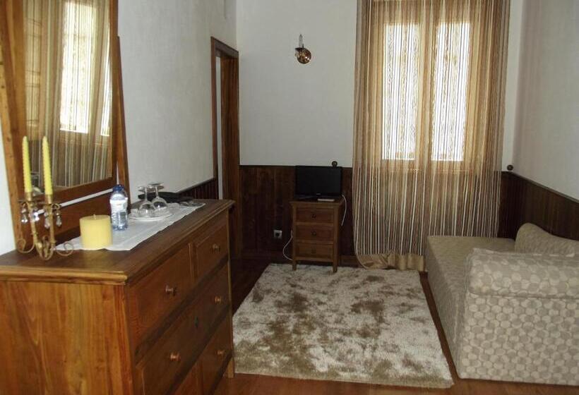 سوییت, Casa Do Brasao