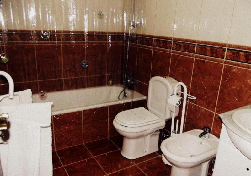 Семейный Номер, Casa Do Brasao