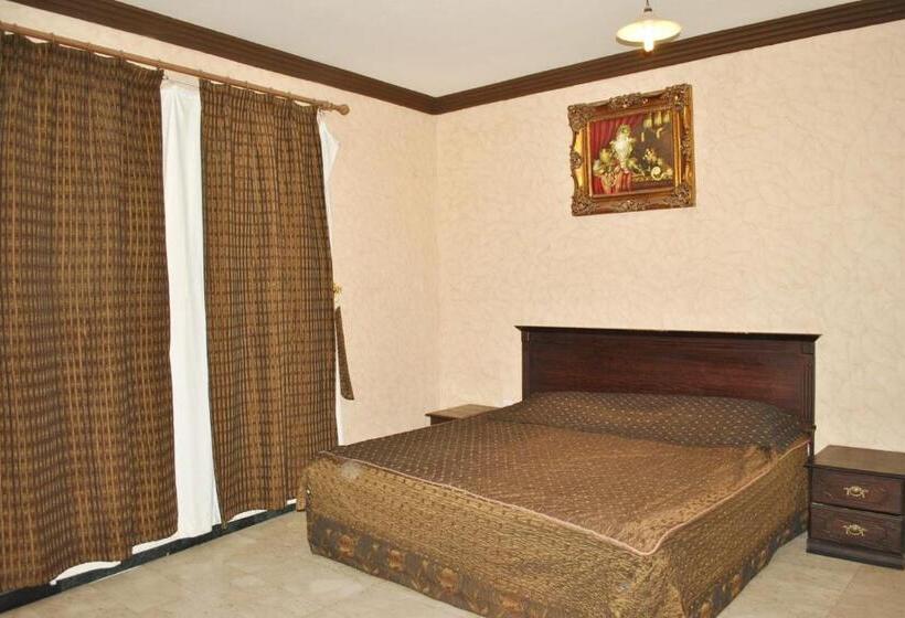 Апартаменты 2 Спальни, Golden Prince Hotel Al Fayizia