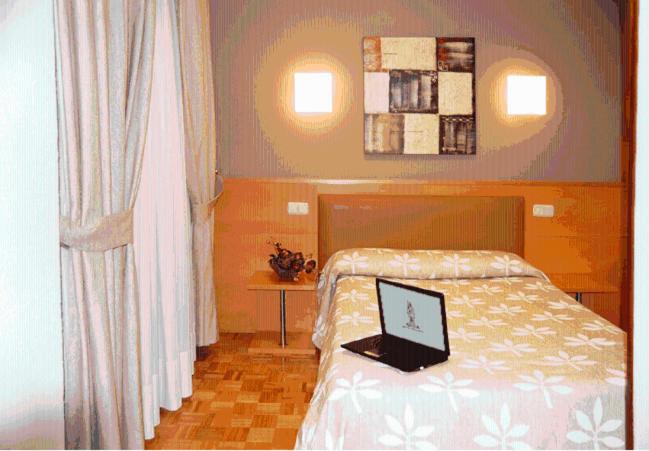 Номер Стандарт Трехместный, Hostal Arotza