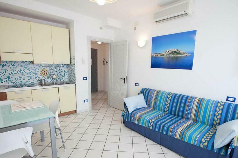 带1个卧室的带海景的公寓, Residence Le Dune Club