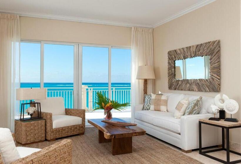 سوئیت با چشم‌انداز, The Venetian On Grace Bay