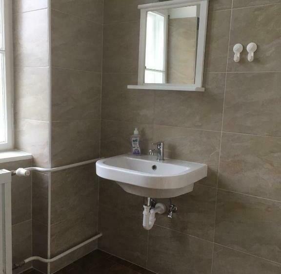 اتاق استاندارد, Kiss Villa