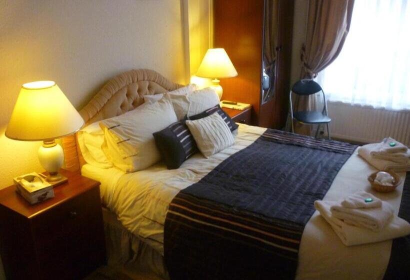 اتاق استاندارد, Holly Lodge