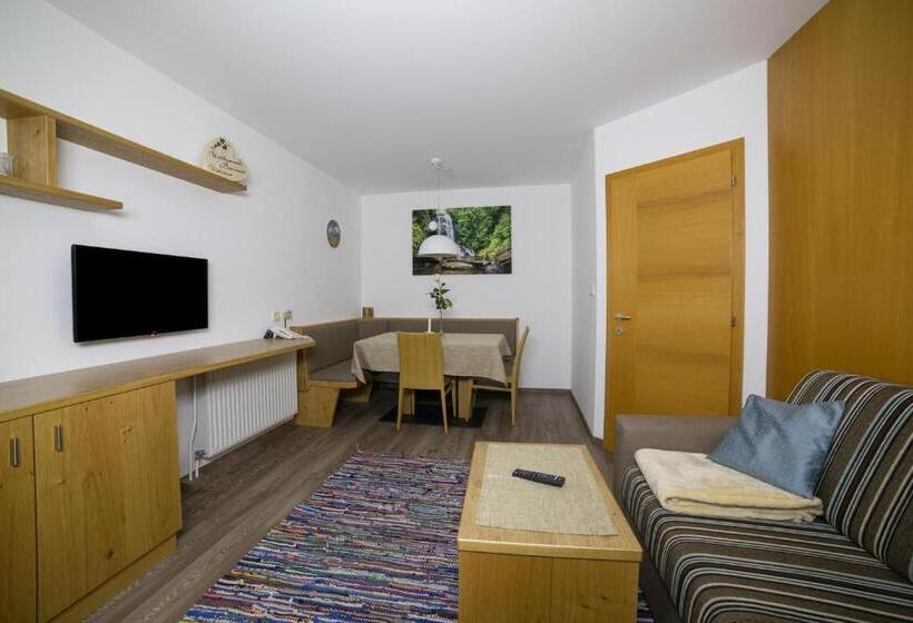 带1个卧室的高级公寓, Residence Erika