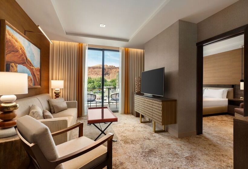 スイート, Hoodoo Moab, Curio Collection By Hilton