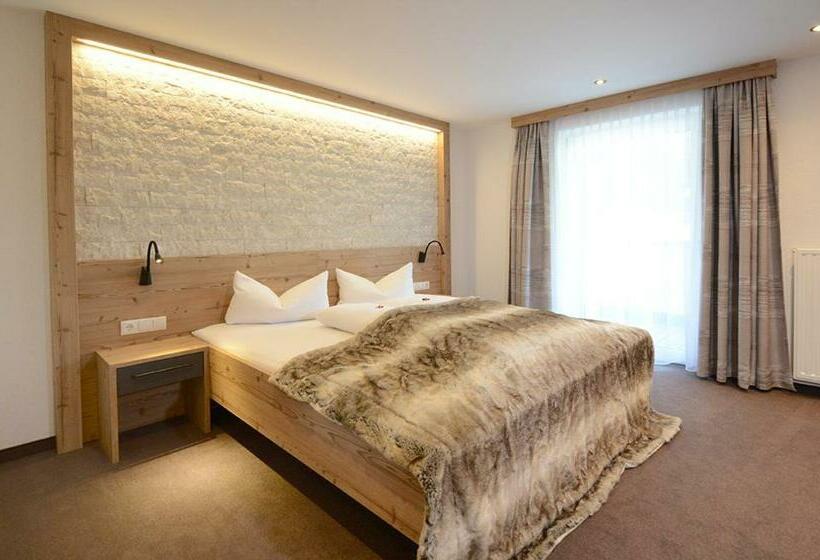 اتاق استاندارد با بالکن, Birkheim