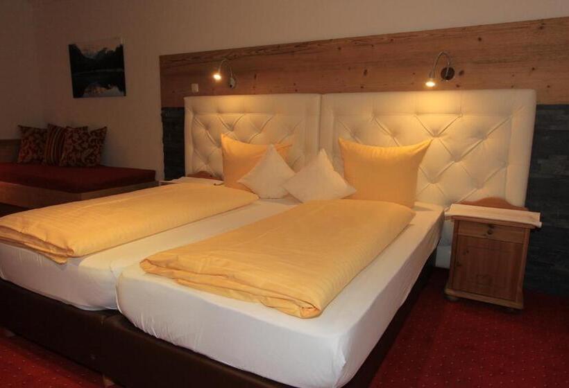 Apartamento 3 Dormitórios, Landhaus Lechthaler