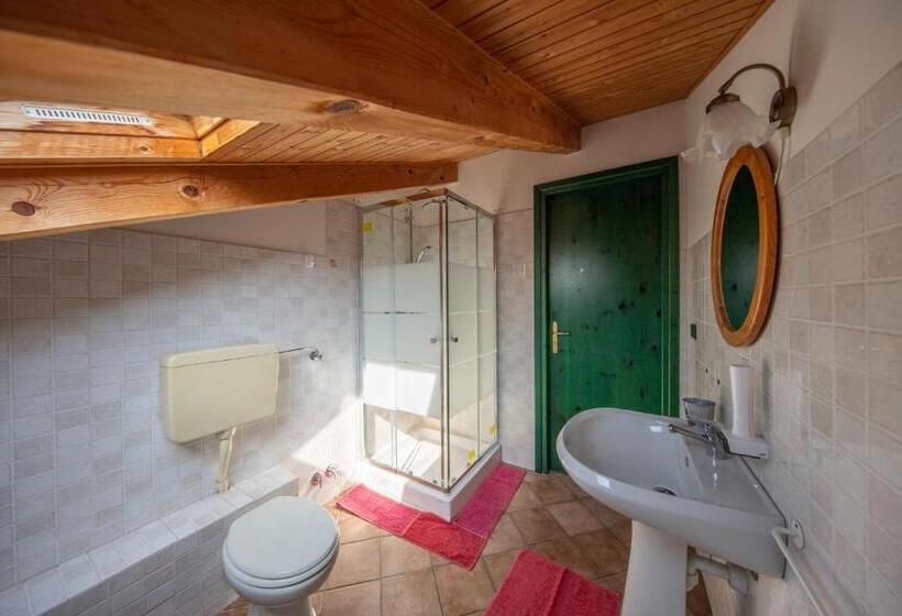 Четырехместный Номер Стандарт, Cascina Papa Mora