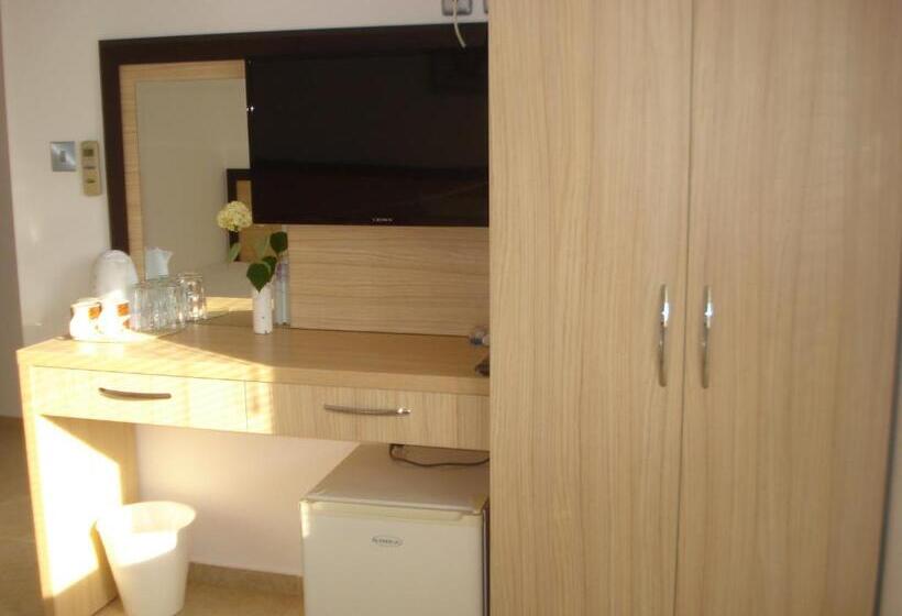 Номер Стандарт Трехместный, The Sunny Home Guesthouse