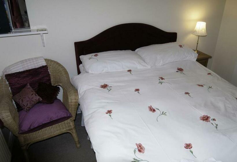 Номер Стандарт, Fourways Guest House