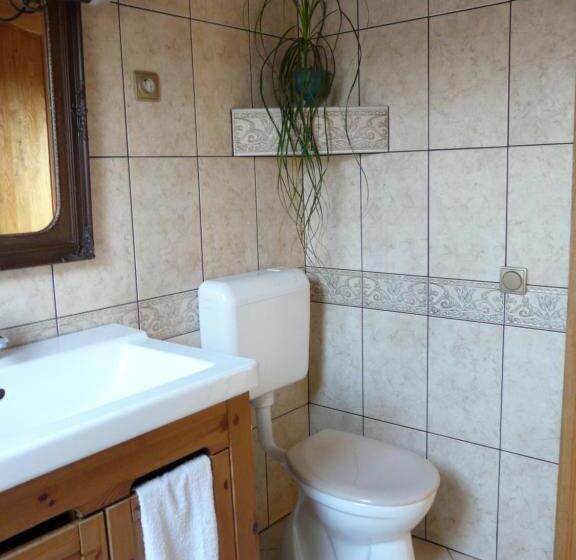 침실 2개 아파트, Tölgyfakuckó Apartman