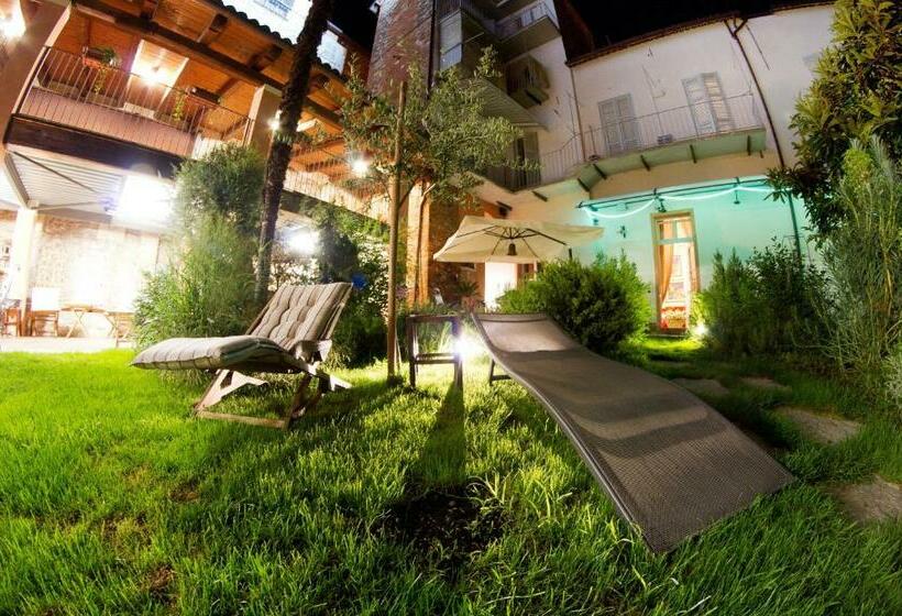 آپارتمان 1 خوابه با بالکن, Lori S Inn