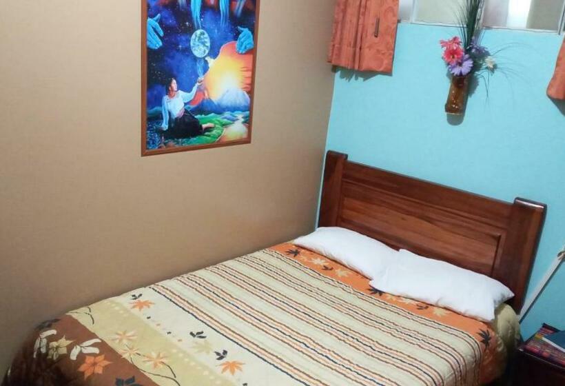 اتاق استاندارد با سرویس بهداشتی مشترک, Hostal Otavalos Inn Hostel