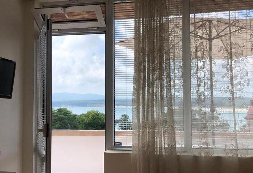 Апартаменты 3 Спальни, Borko Guest House