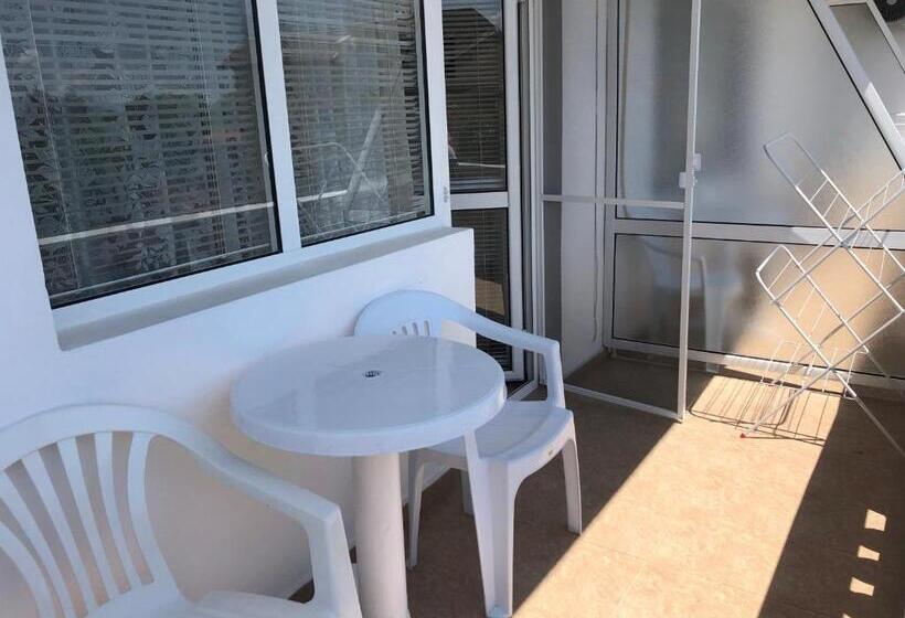 Номер Стандарт Вид на Море, Borko Guest House