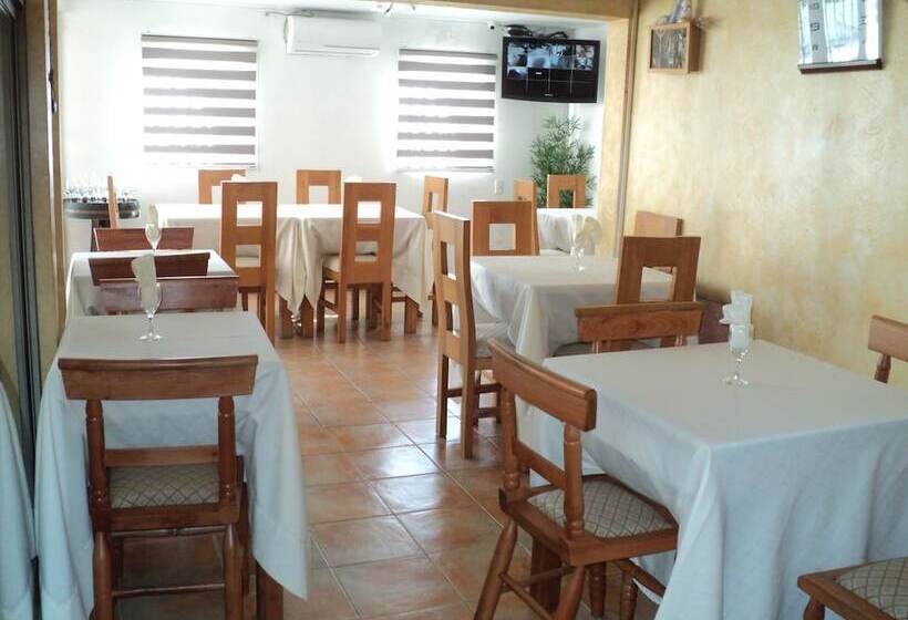 패밀리 룸, Hostal Casa Familia