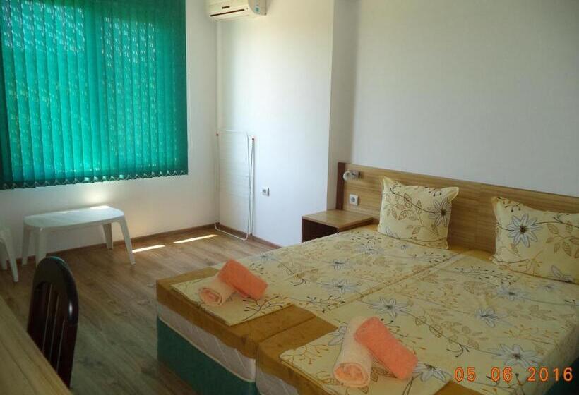 Номер Стандарт, Sveti Georgi Guest House