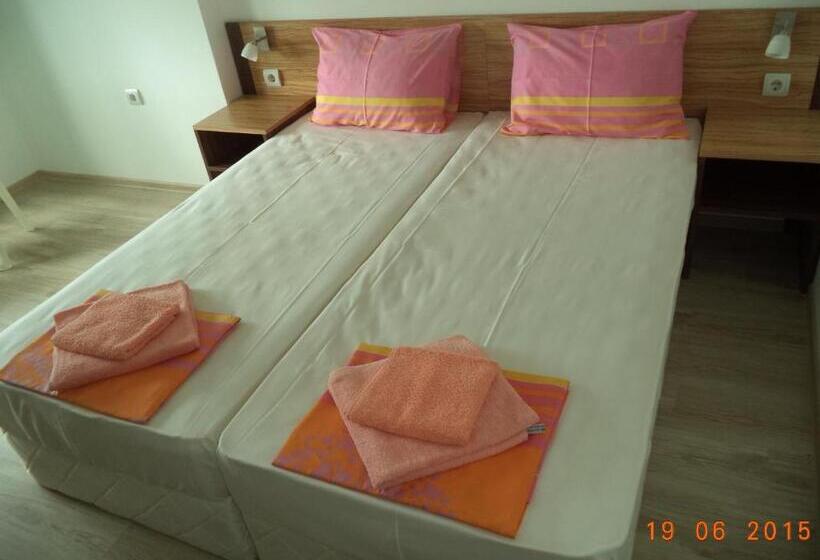 Номер Стандарт, Sveti Georgi Guest House