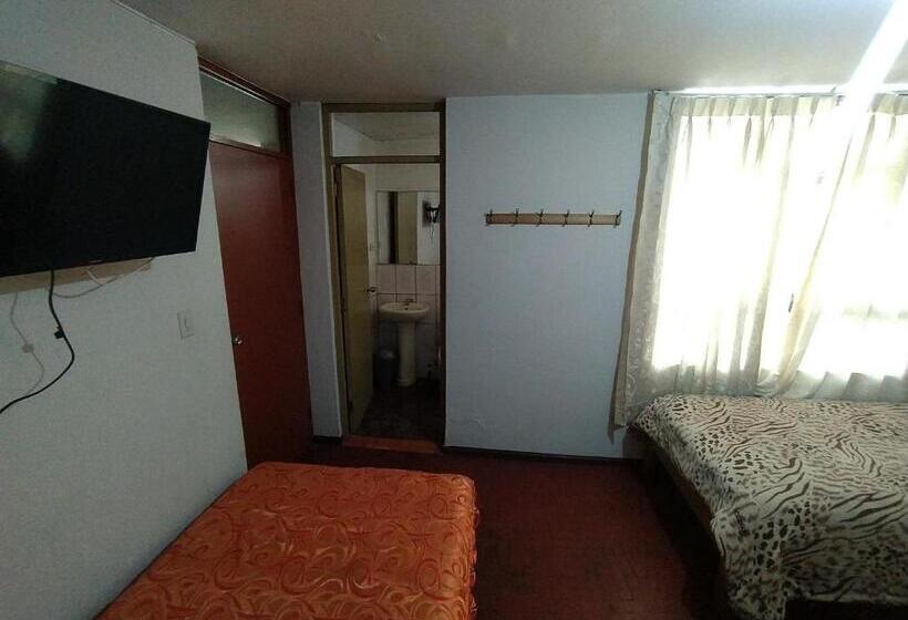 חדר סטנדרט לשלושה, Waikycha Hostal