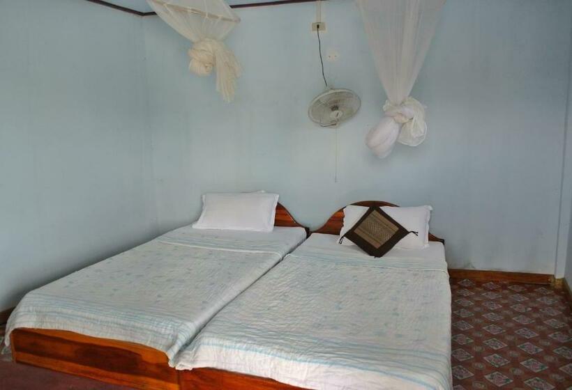 Бунгало Стандарт, Tavendang Guesthouse