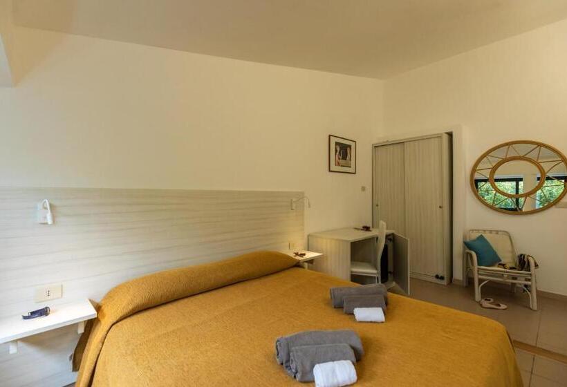 标准间, La Meridiana