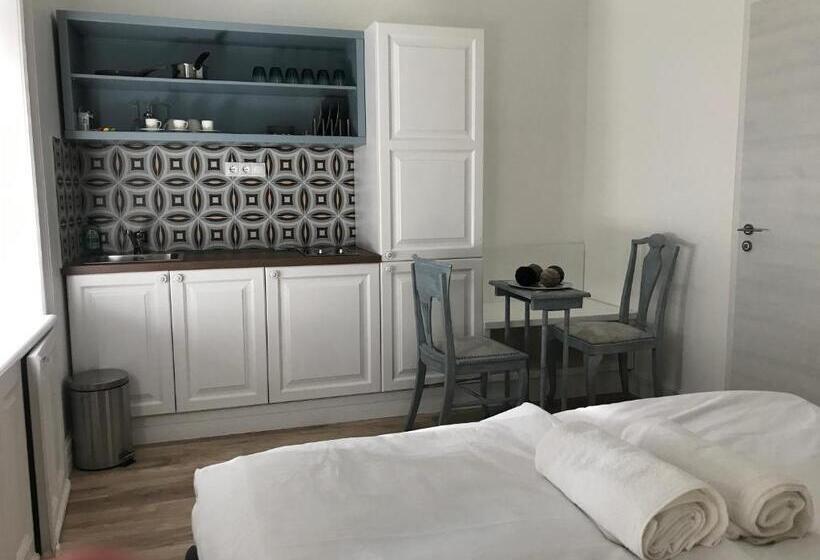 اتاق لوکس, Balance Green Door 7