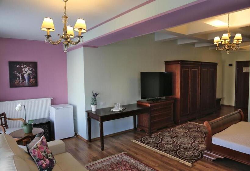 اتاق سه نفره سوپریور با چشم‌انداز دریا, Boutique Vila White Duchess