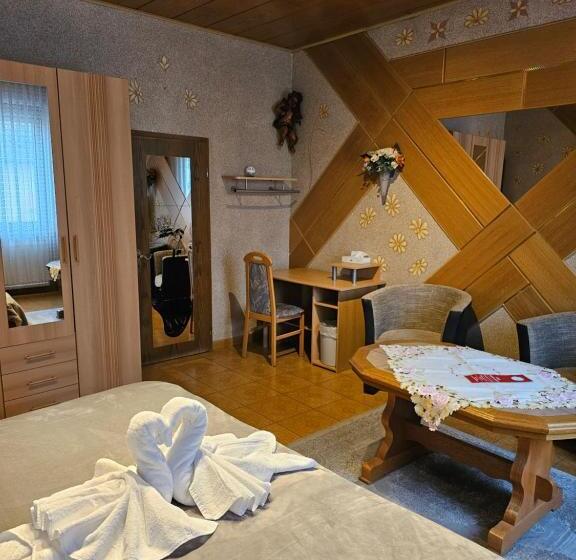 Номер Стандарт, Tenne