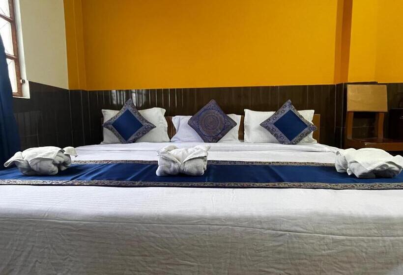 سوییت خانوادگی, Family Guest House