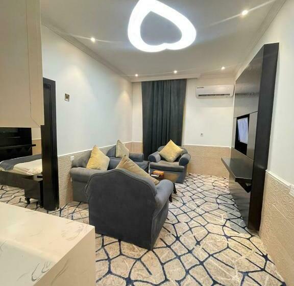 Apartamento 2 Dormitórios, رواسي الفخامة للشقق الفندقية