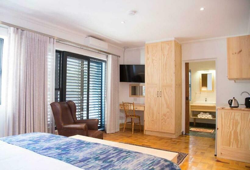اتاق لوکس, 7 Ackermann Place Guest House