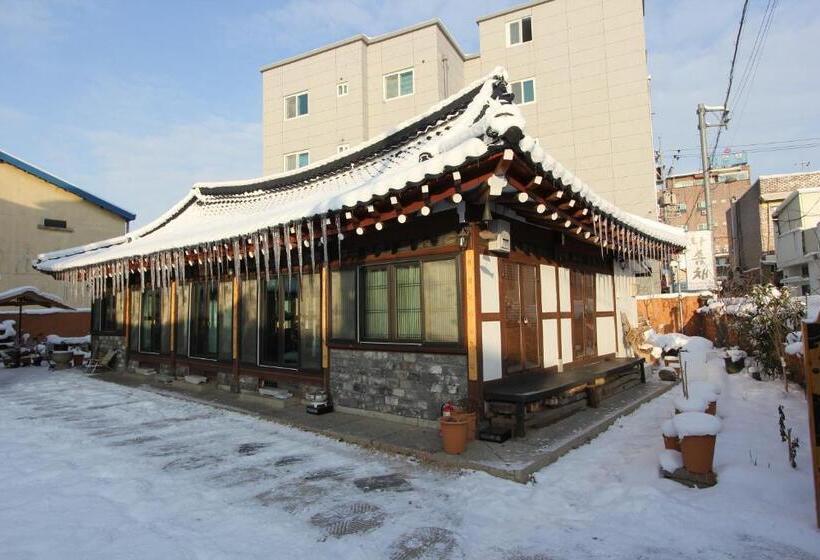 ガーデンビュースタンダードルーム, Dasomchae Hanok Stay