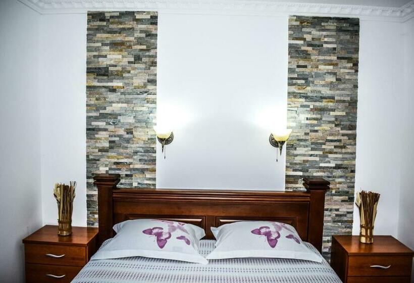 1 Bedroom Apartment Lake View, Ema Guest House