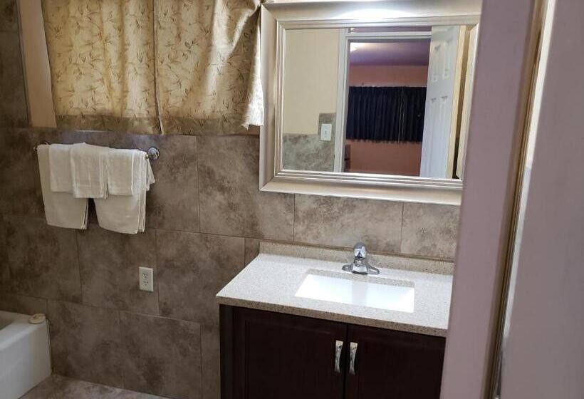 Номер Economy, Encino Motel