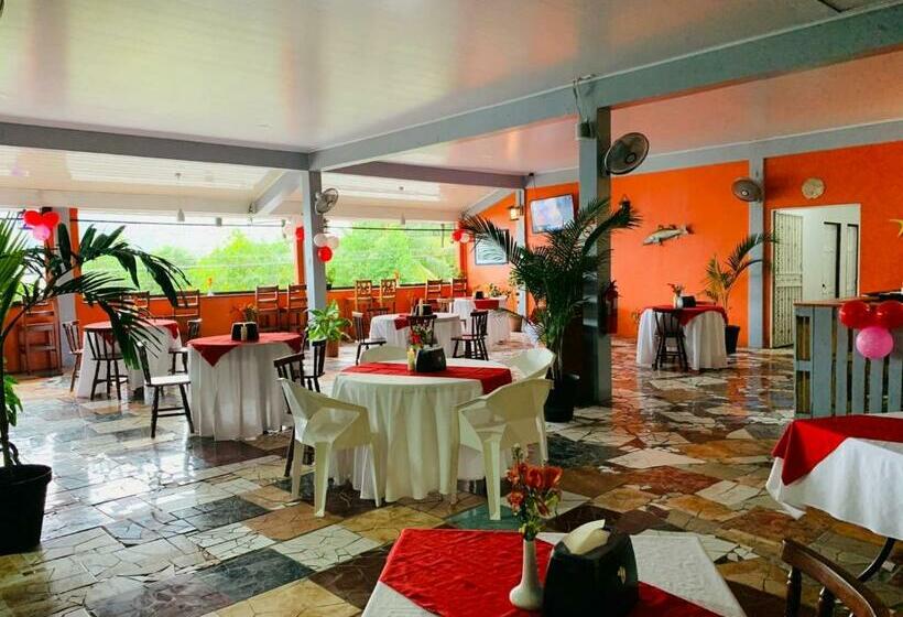 Номер Стандарт, Pura Vida Backpackers Golfito