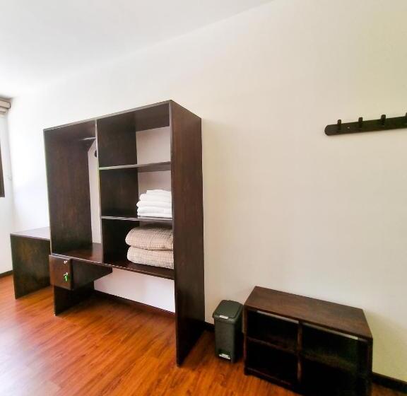 חדר סטנדרט, Burbi Lake Lodge Monteverde