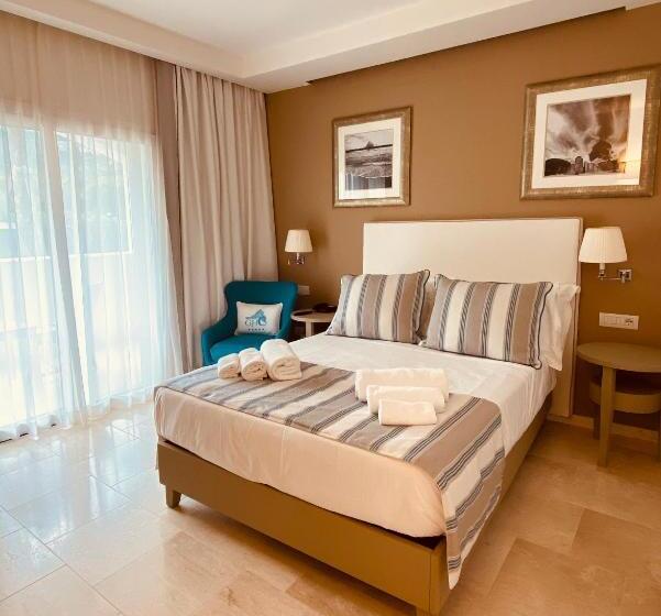 Номер Superior, Grand Hotel Cannigione