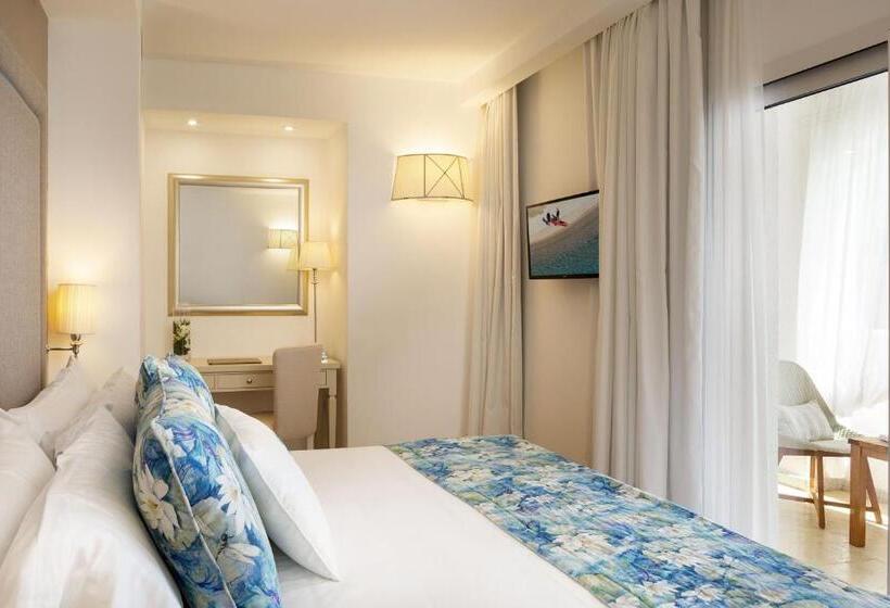 Люкс с Террасой, Grand Hotel Cannigione