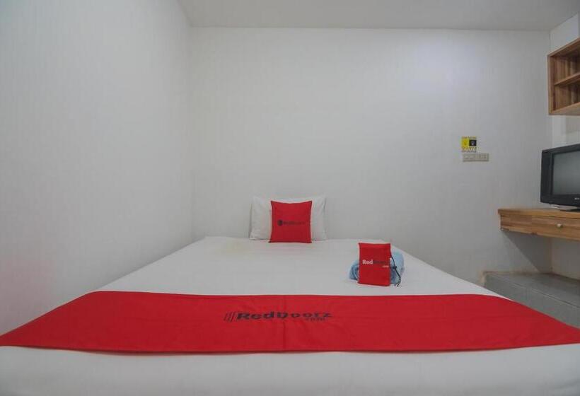 Номер Deluxe, Reddoorz Near Gajah Mada Pontianak