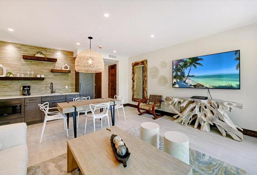סוויטה נוף לבריכה, Bali Hai Beachfront Resort And Spa