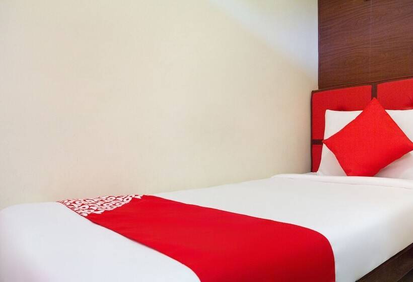 Quarto Estandar Individual, Oyo 153 Monclaire Suites