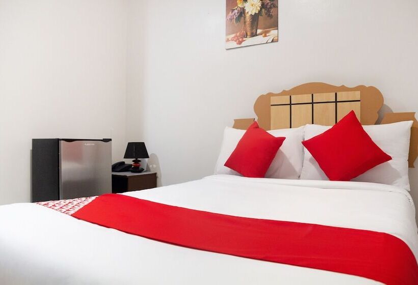 Quarto Estandar, Oyo 153 Monclaire Suites