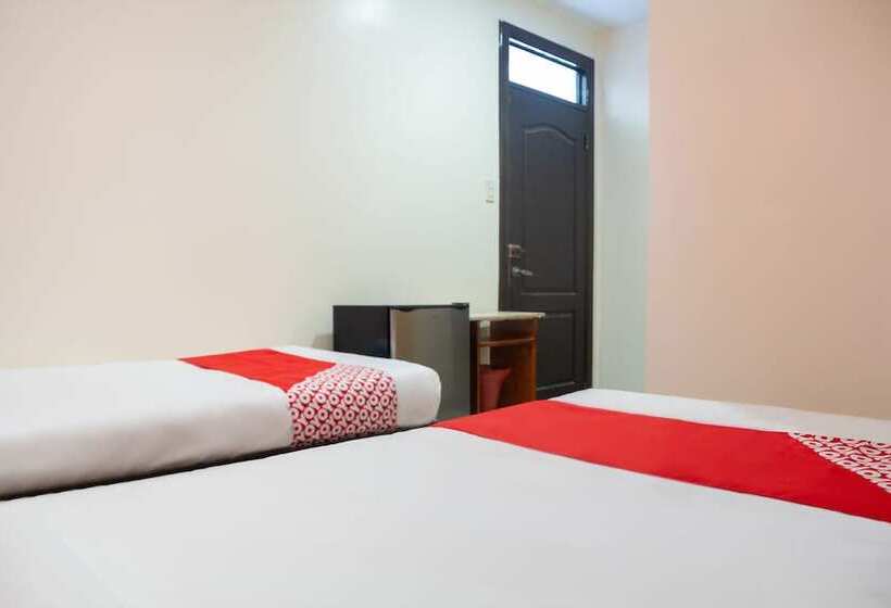 Quarto Estandar, Oyo 153 Monclaire Suites