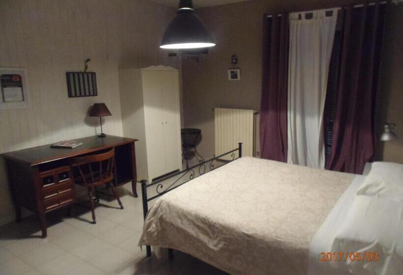 Трехместный Номер Базовый, B&b La Villa
