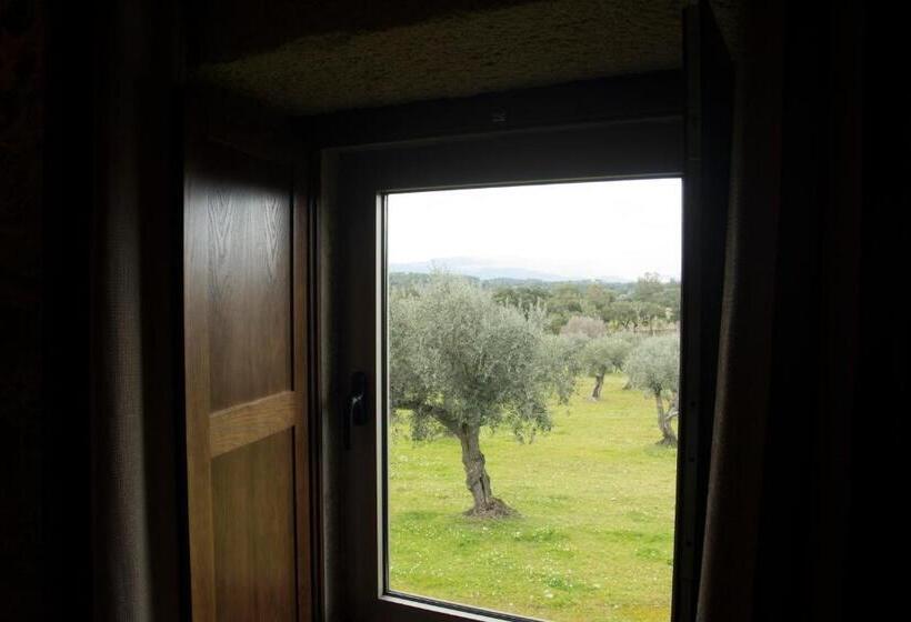 Номер Стандарт, Casas Do Regato