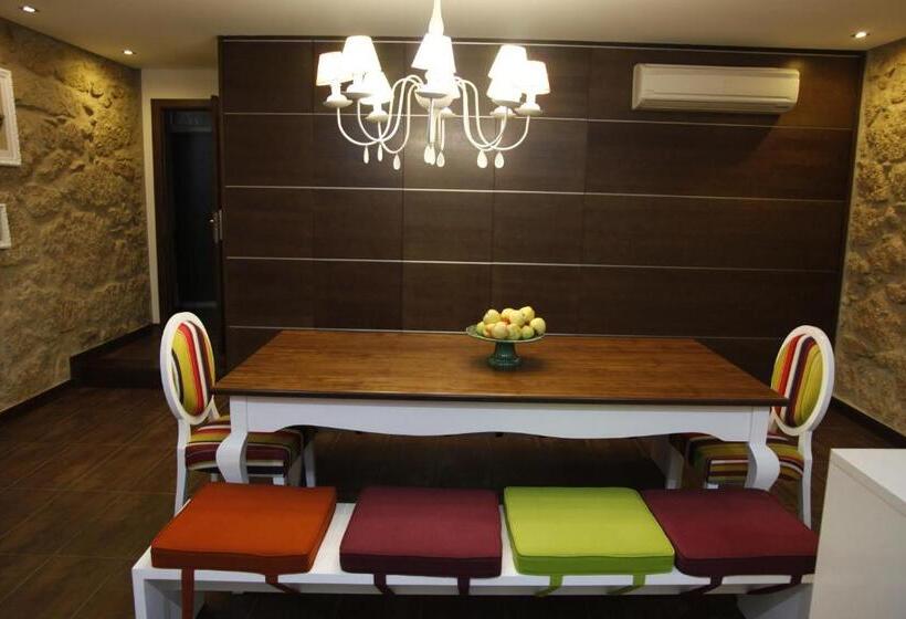 Люкс, Casas Do Regato