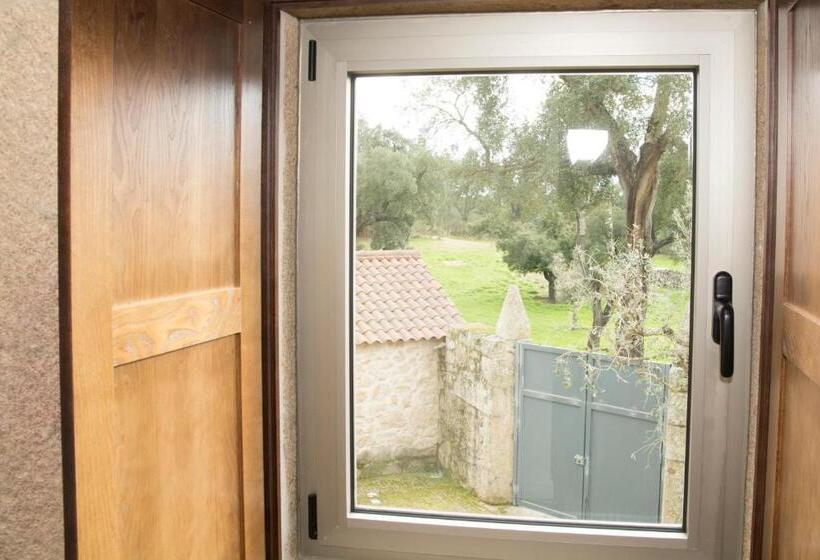 Люкс Повышенной Комфортности, Casas Do Regato