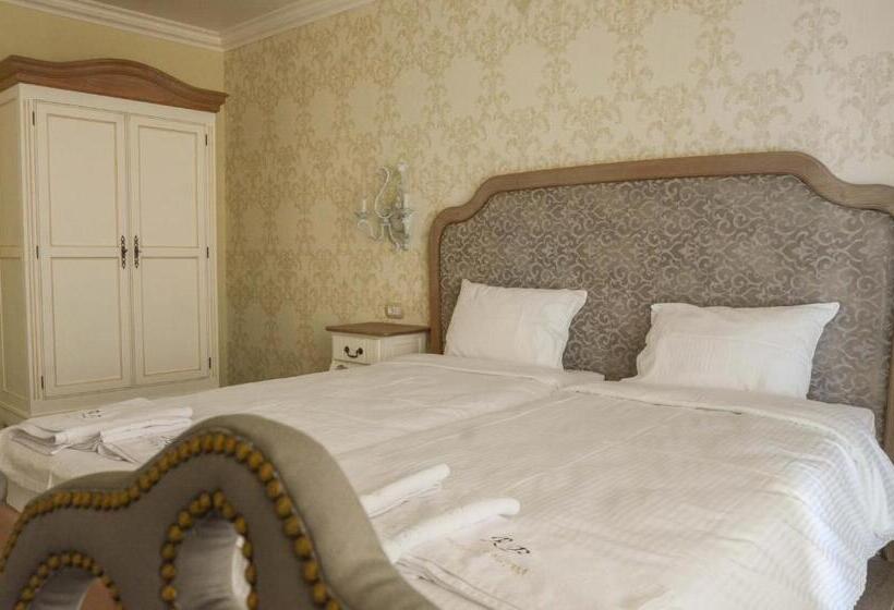 Номер Deluxe, Residence Bilyana