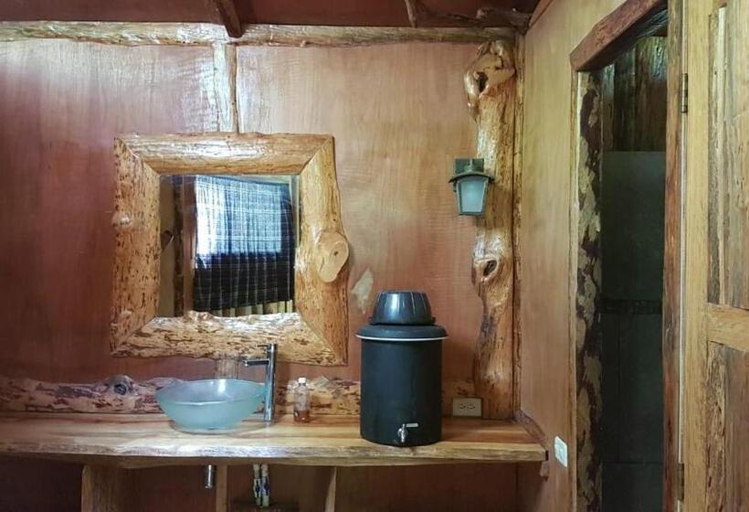 اتاق خانوادگی, Utopia Eco